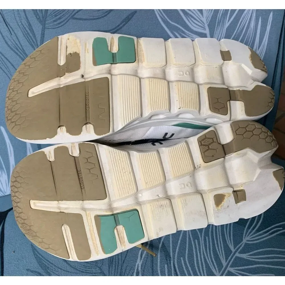 On Cloud Cloudrunner 2 white Running Sneakers Gym Shoes men’s 7 women 8.5